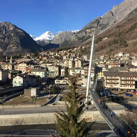 Pista Stelvio Loft Lumiere 보르미오